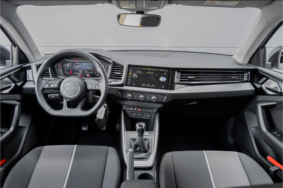 Audi A1 citycarver 25 TFSI Advanced CarPlay ACC Airco