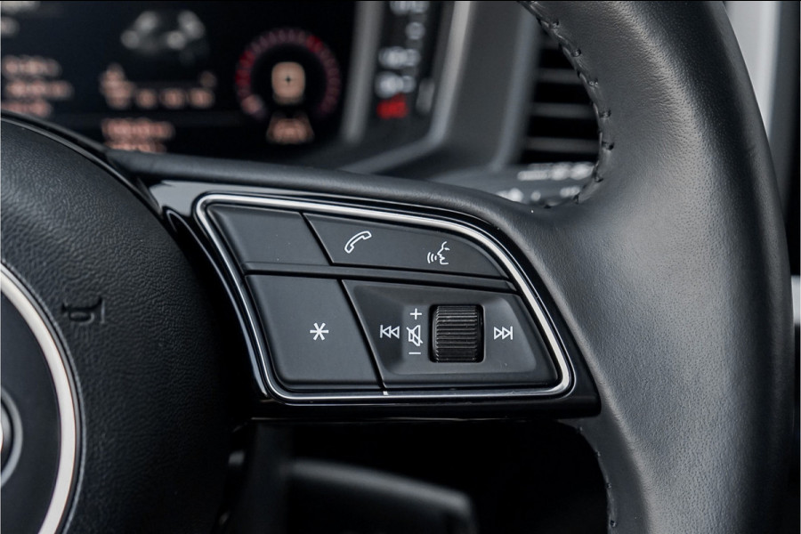 Audi A1 citycarver 25 TFSI Advanced CarPlay ACC Airco
