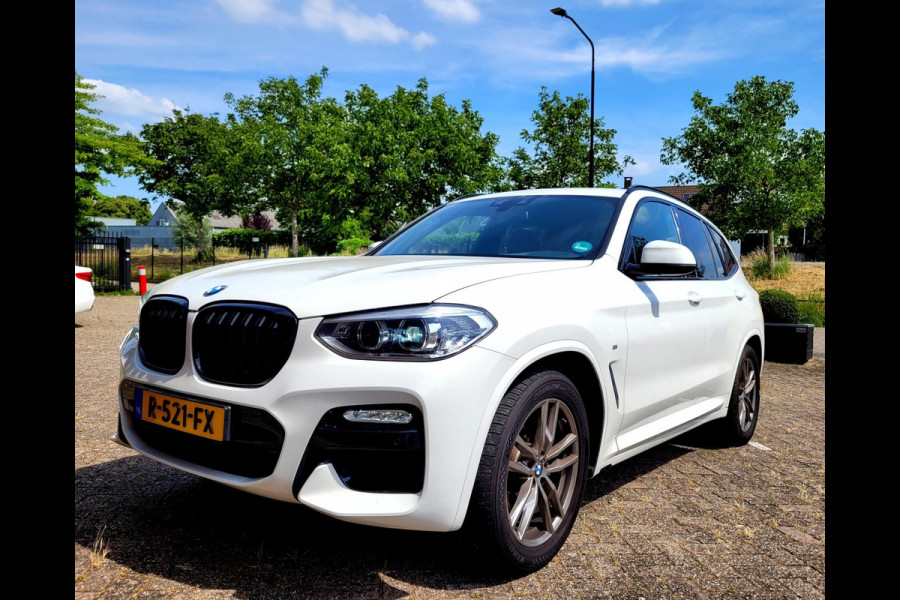 BMW X3 XDrive20i M-sport, HiFi, Wifi - High Executive
