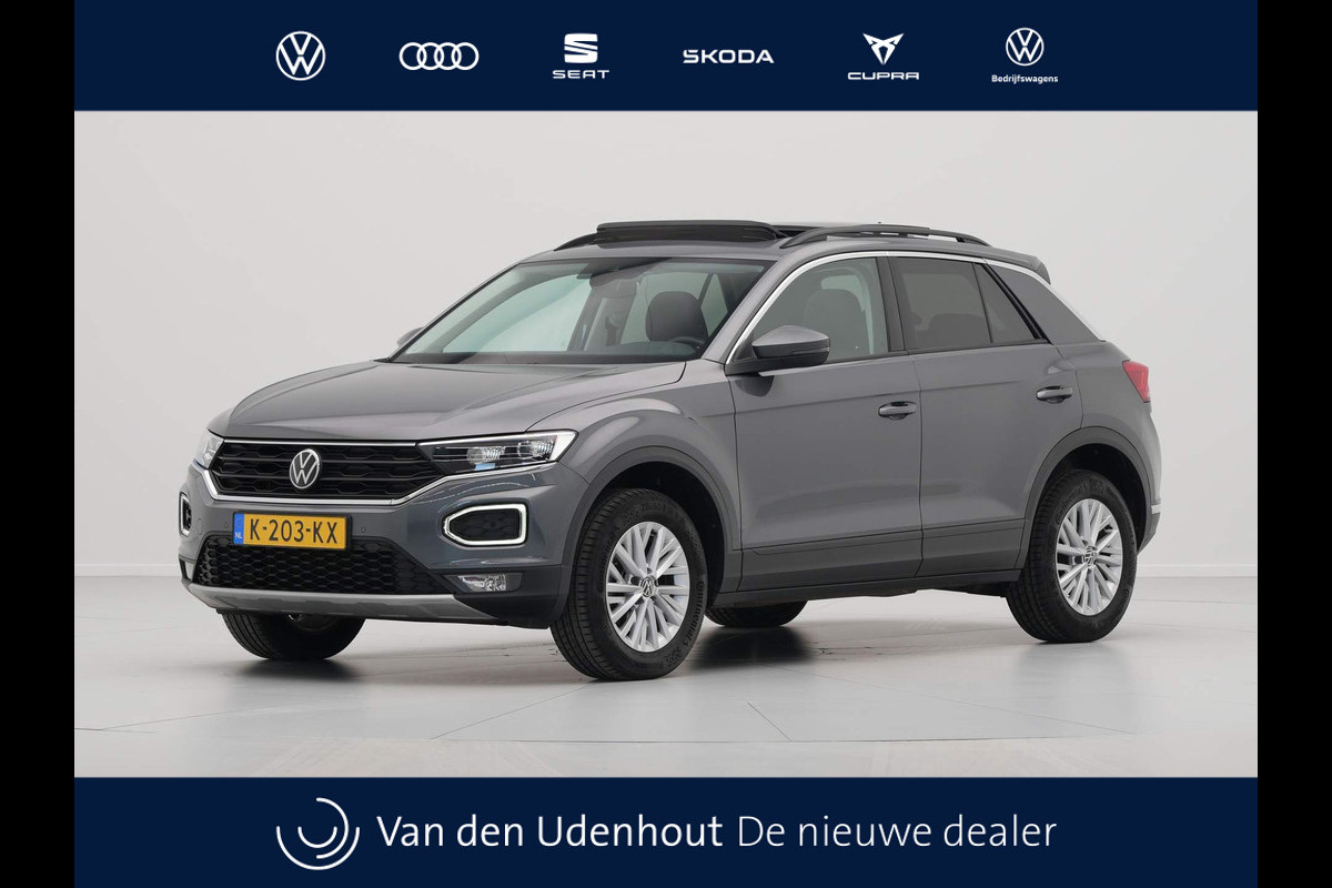 Volkswagen T-Roc 1.5 TSI 150pk Style Panorama Trekhaak Virtual Cockpit Led 343