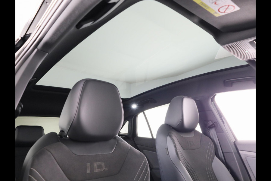 Volkswagen ID.5 Pro Business 77 kWh 285PK | Navigatie | 21 Inch | Elektrische a klep | Camera |