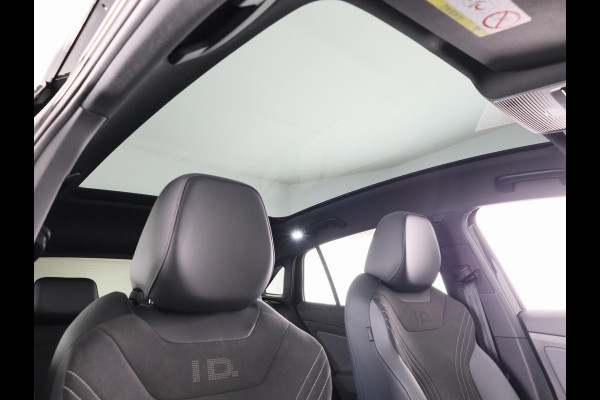 Volkswagen ID.5 Pro Business 77 kWh 285PK | Navigatie | 21 Inch | Elektrische a klep | Camera |