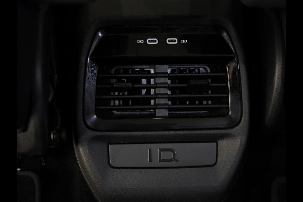 Volkswagen ID.5 Pro Business 77 kWh 285PK | Navigatie | 21 Inch | Elektrische a klep | Camera |