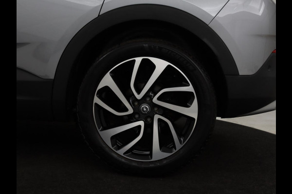 Opel Grandland X 1.2 Turbo Business Executive | Cruise control | Afneembare trekhaak | DAB | Elektrische achterklep | Carplay | Keyless