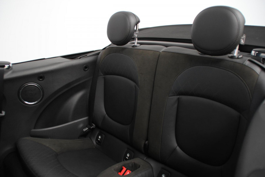 MINI Cabrio 2.0 Cooper S Chili Automaat 192 PK Facelift | Carplay | Cruise | Stoelverwarming | Leder | Climate | LED | PDC |