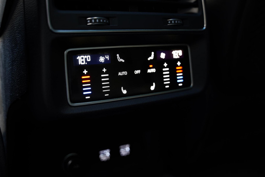 Audi Q8 4.0 TDI V8 SQ8 Quattro 55 D.Km RS-Stoelen