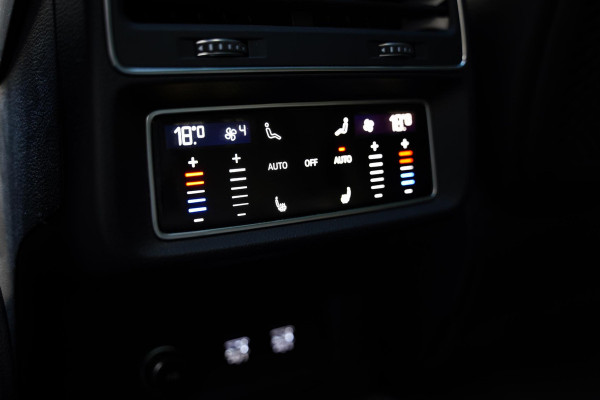 Audi Q8 4.0 TDI V8 SQ8 Quattro 55 D.Km RS-Stoelen