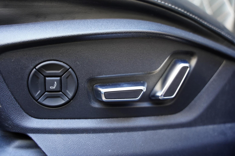 Audi Q8 4.0 TDI V8 SQ8 Quattro 55 D.Km RS-Stoelen