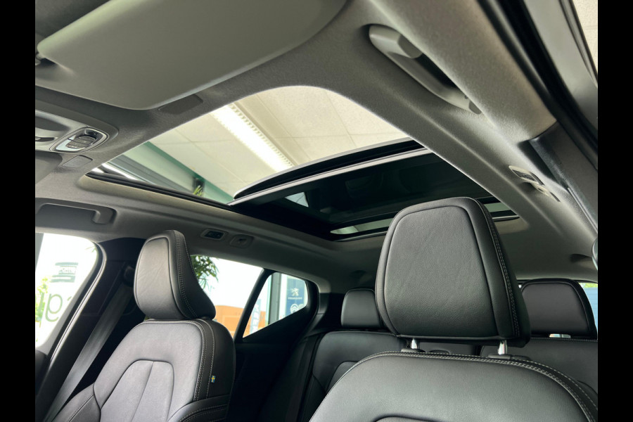 Volvo XC40 1.5 T4 Recharge Inscription Expression NL AUTO | CAMERA | TREKHAAK | LEDER | PANO |