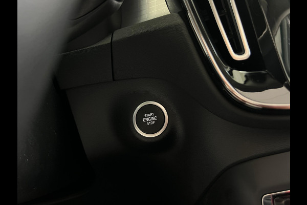 Volvo XC40 1.5 T4 Recharge Inscription Expression NL AUTO | CAMERA | TREKHAAK | LEDER | PANO |