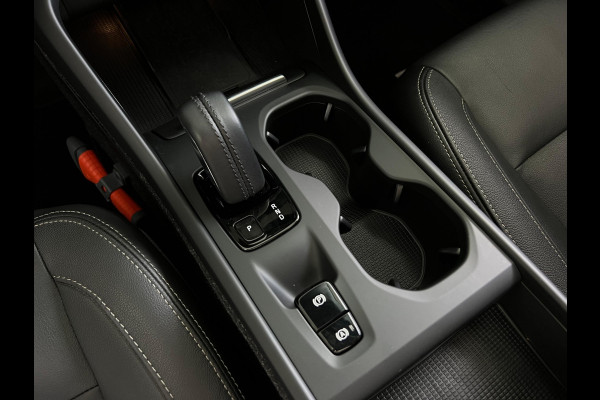 Volvo XC40 1.5 T4 Recharge Inscription Expression NL AUTO | CAMERA | TREKHAAK | LEDER | PANO |