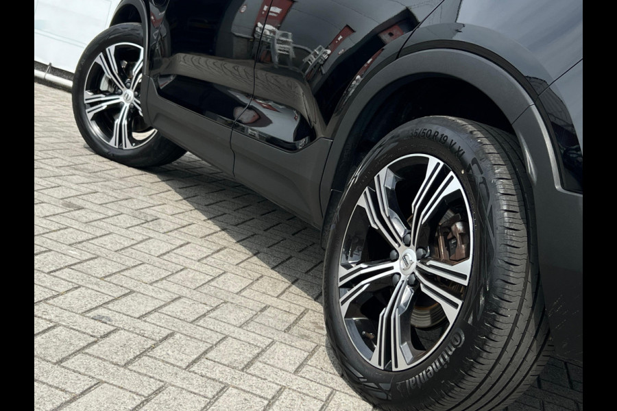 Volvo XC40 1.5 T4 Recharge Inscription Expression NL AUTO | CAMERA | TREKHAAK | LEDER | PANO |