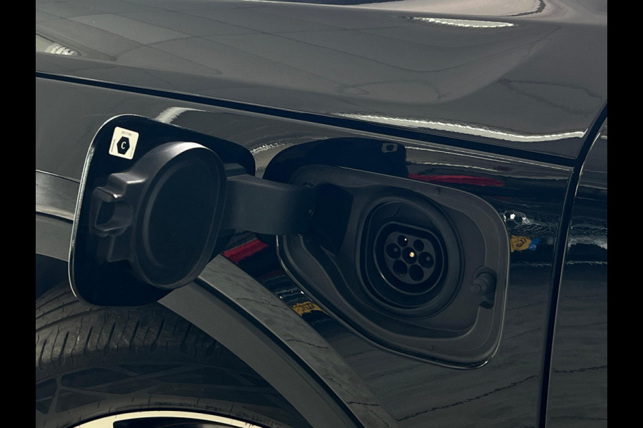 Volvo XC40 1.5 T4 Recharge Inscription Expression NL AUTO | CAMERA | TREKHAAK | LEDER | PANO |