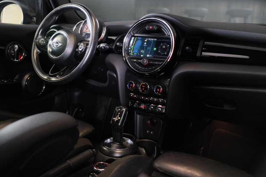 MINI Mini 1.5 Cooper Chili / AUT / 5 Deurs / Open Panoramadak / Navi / Ecc / Elek Pakket / Led / Pdc / 17 Inch