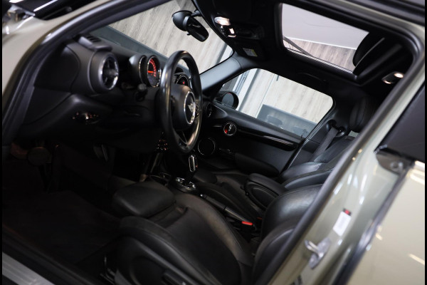 MINI Mini 1.5 Cooper Chili / AUT / 5 Deurs / Open Panoramadak / Navi / Ecc / Elek Pakket / Led / Pdc / 17 Inch