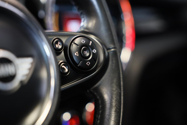 MINI Mini 1.5 Cooper Chili / AUT / 5 Deurs / Open Panoramadak / Navi / Ecc / Elek Pakket / Led / Pdc / 17 Inch