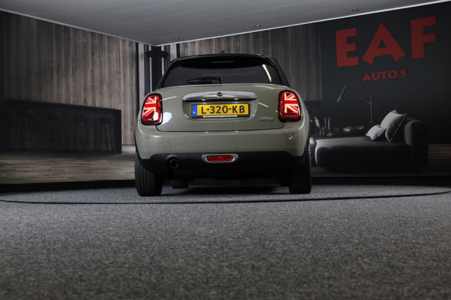 MINI Mini 1.5 Cooper Chili / AUT / 5 Deurs / Open Panoramadak / Navi / Ecc / Elek Pakket / Led / Pdc / 17 Inch
