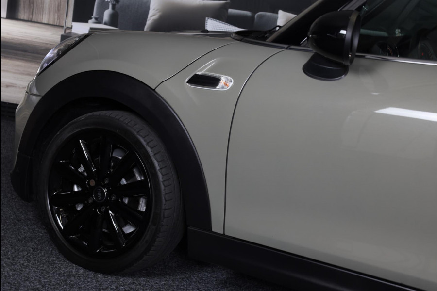 MINI Mini 1.5 Cooper Chili / AUT / 5 Deurs / Open Panoramadak / Navi / Ecc / Elek Pakket / Led / Pdc / 17 Inch