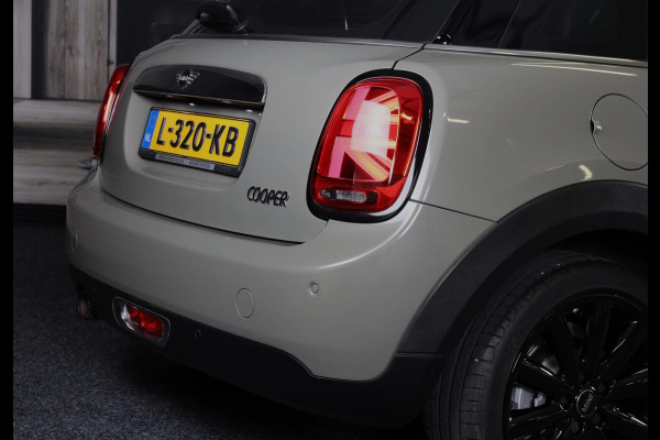 MINI Mini 1.5 Cooper Chili / AUT / 5 Deurs / Open Panoramadak / Navi / Ecc / Elek Pakket / Led / Pdc / 17 Inch