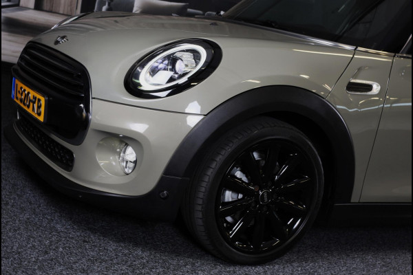 MINI Mini 1.5 Cooper Chili / AUT / 5 Deurs / Open Panoramadak / Navi / Ecc / Elek Pakket / Led / Pdc / 17 Inch