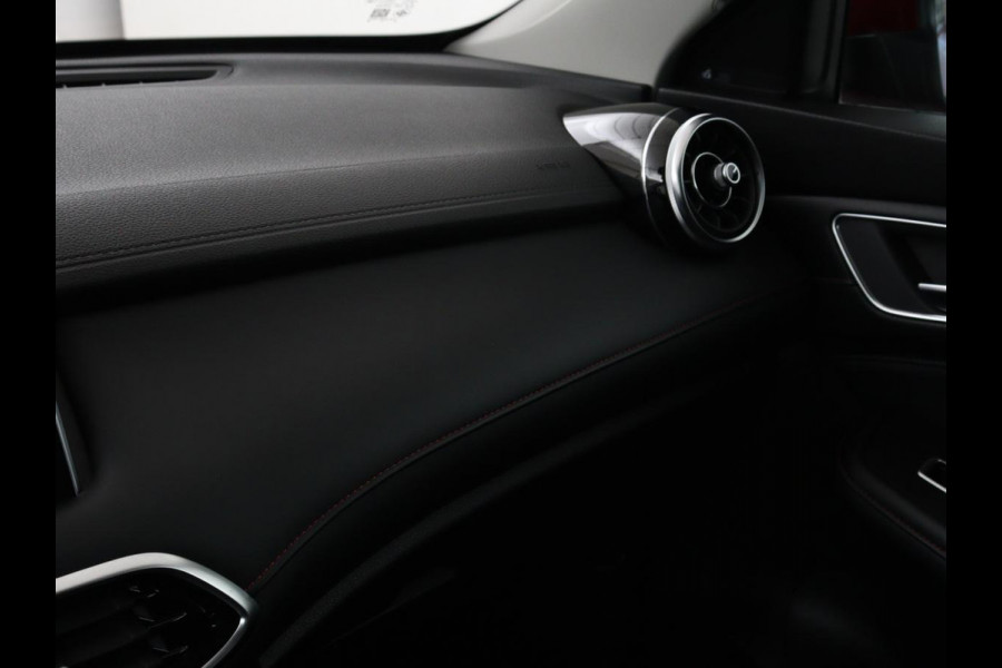 MG EHS 1.5 TGDI Edition1 | PHEV | Camera | Trekhaak | Adaptive cruise | Leder | Carplay | Stoelverwarming | Navigatie | Full LED