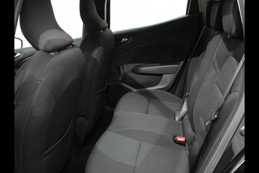 Renault Clio 1.0 TCe 90 Equilibre Cruise Control Navigatie Apple Carplay / Android Auto Parkeersensoren Full LED