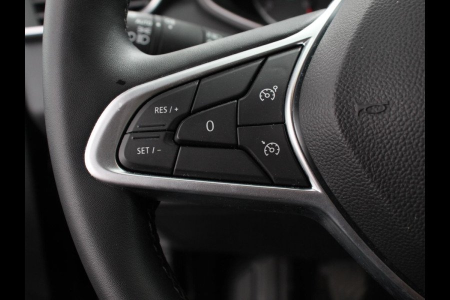 Renault Clio 1.0 TCe 90 Equilibre Cruise Control Navigatie Apple Carplay / Android Auto Parkeersensoren Full LED