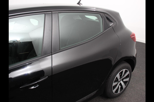 Renault Clio 1.0 TCe 90 Equilibre Cruise Control Navigatie Apple Carplay / Android Auto Parkeersensoren Full LED