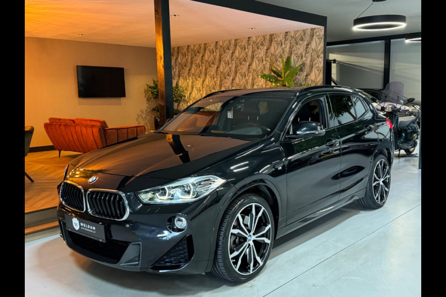 BMW X2 SDrive20i High Executive M Sport Garantie Trekhaak Memory Stoelen Camera StoelVW Leder Sfeer PDC Cruise Clima Navi Rijklaar