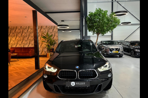 BMW X2 SDrive20i High Executive M Sport Garantie Trekhaak Memory Stoelen Camera StoelVW Leder Sfeer PDC Cruise Clima Navi Rijklaar