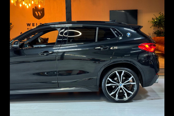 BMW X2 SDrive20i High Executive M Sport Garantie Trekhaak Memory Stoelen Camera StoelVW Leder Sfeer PDC Cruise Clima Navi Rijklaar