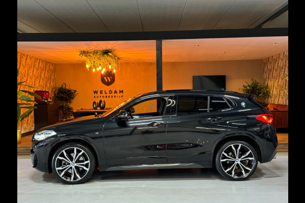 BMW X2 SDrive20i High Executive M Sport Garantie Trekhaak Memory Stoelen Camera StoelVW Leder Sfeer PDC Cruise Clima Navi Rijklaar