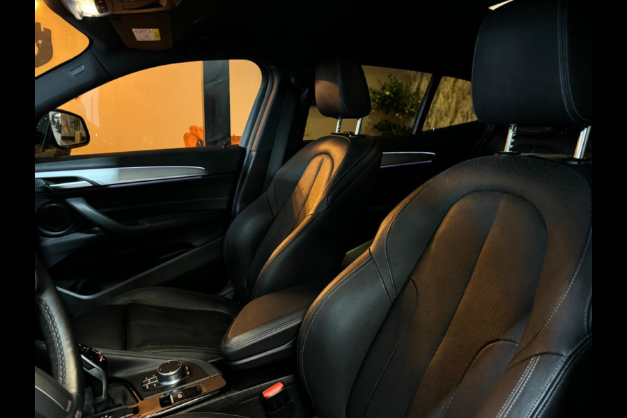 BMW X2 SDrive20i High Executive M Sport Garantie Trekhaak Memory Stoelen Camera StoelVW Leder Sfeer PDC Cruise Clima Navi Rijklaar
