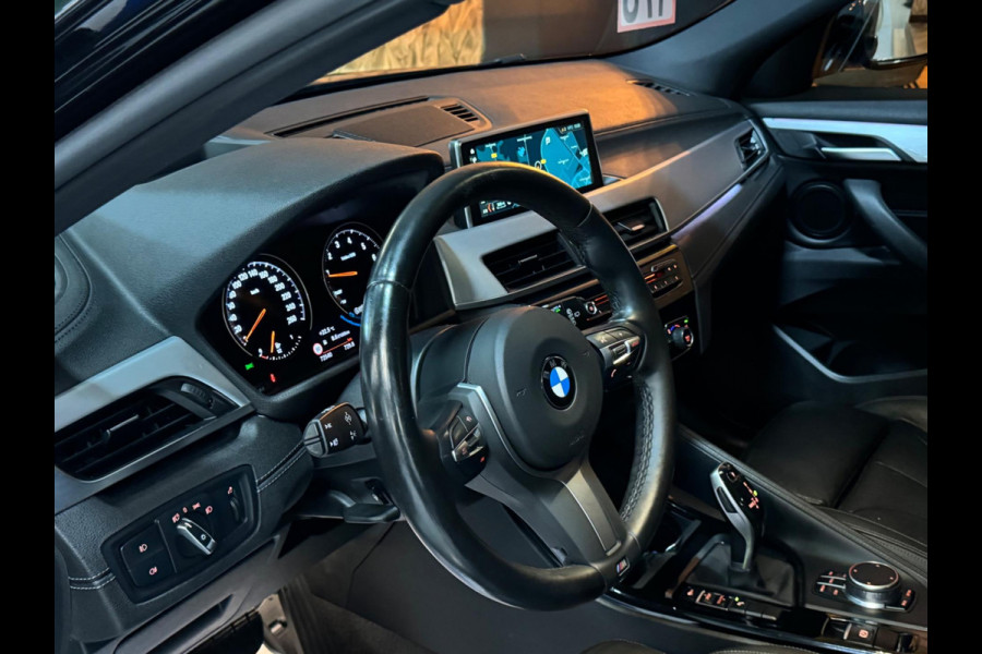 BMW X2 SDrive20i High Executive M Sport Garantie Trekhaak Memory Stoelen Camera StoelVW Leder Sfeer PDC Cruise Clima Navi Rijklaar