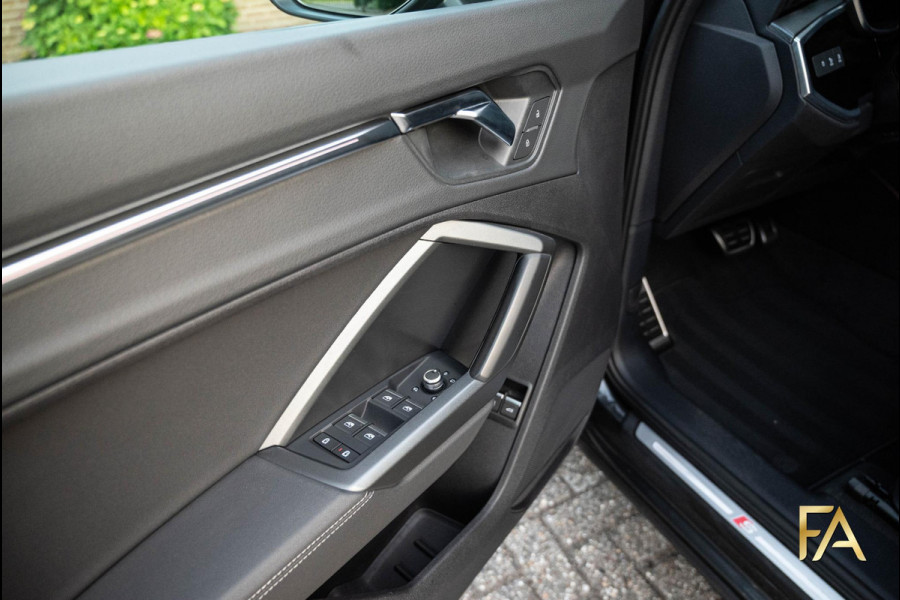 Audi Q3 Sportback 45 TFSI e S Edition Sfeerverlichting|19 Inch|MatrixLED|Daytonagrau|Trekhaak