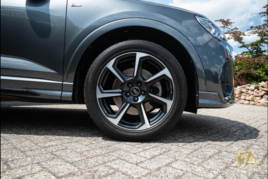 Audi Q3 Sportback 45 TFSI e S Edition Sfeerverlichting|19 Inch|MatrixLED|Daytonagrau|Trekhaak