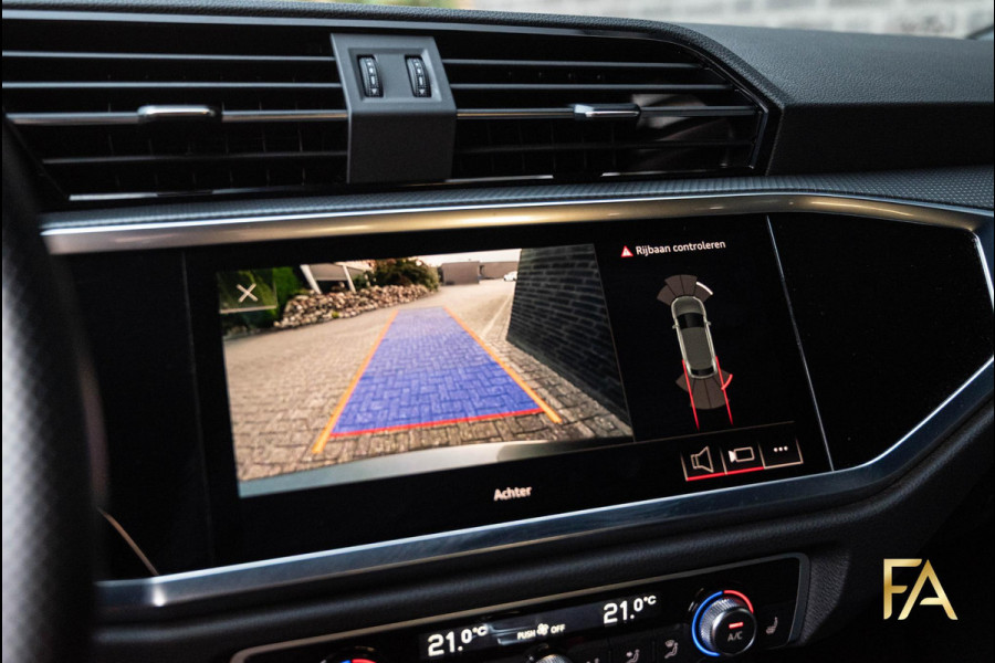 Audi Q3 Sportback 45 TFSI e S Edition Sfeerverlichting|19 Inch|MatrixLED|Daytonagrau|Trekhaak