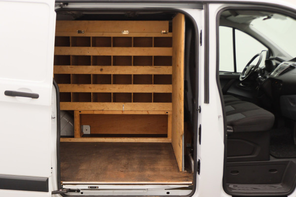 Ford Transit Custom 270 2.0 TDCI L1H1 Trend 3-Zits, Airco, Verwarmde Voorruit, Cruise, Bluetooth, Imperiaal, Trekhaak