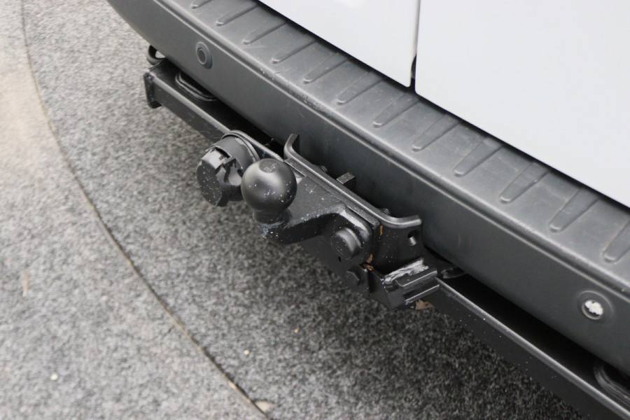 Ford Transit Custom 270 2.0 TDCI L1H1 Trend 3-Zits, Airco, Verwarmde Voorruit, Cruise, Bluetooth, Imperiaal, Trekhaak