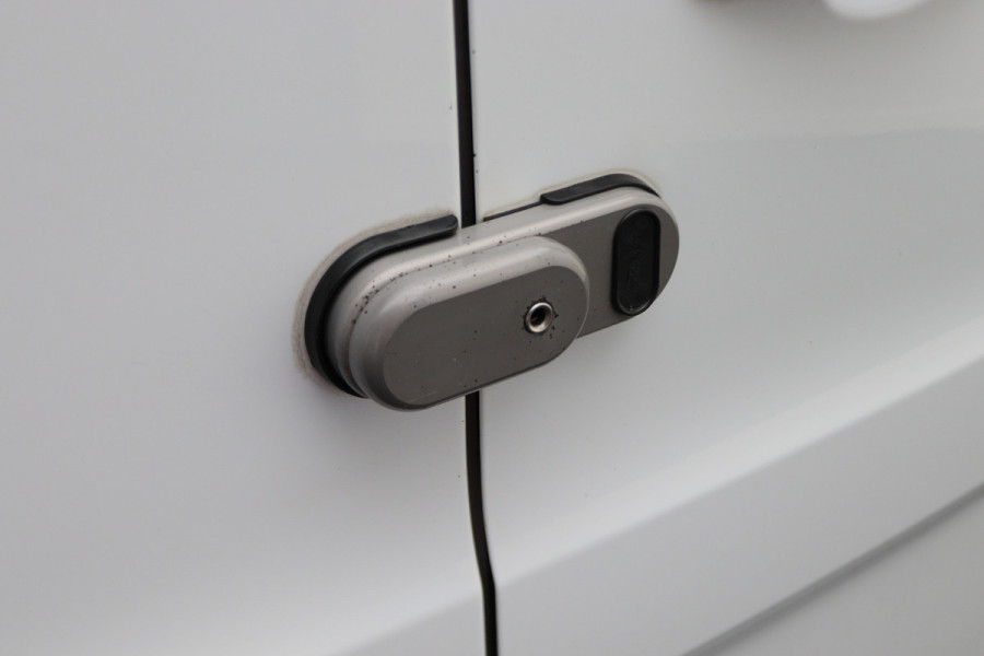 Ford Transit Custom 270 2.0 TDCI L1H1 Trend 3-Zits, Airco, Verwarmde Voorruit, Cruise, Bluetooth, Imperiaal, Trekhaak