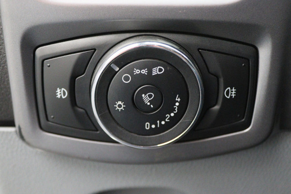 Ford Transit Custom 270 2.0 TDCI L1H1 Trend 3-Zits, Airco, Verwarmde Voorruit, Cruise, Bluetooth, Imperiaal, Trekhaak