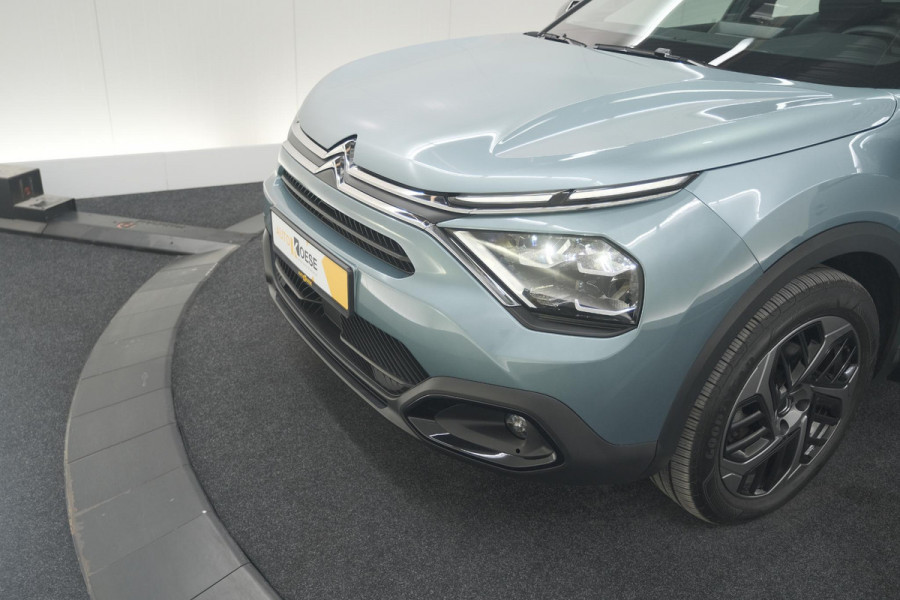 Citroën C4 Puretech 130 EAT8 Shine | Camera | Apple Carplay | Parkeersensoren | 18 Inch Lichtmetalen Velgen