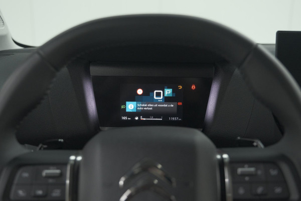 Citroën C4 Puretech 130 EAT8 Shine | Camera | Apple Carplay | Parkeersensoren | 18 Inch Lichtmetalen Velgen