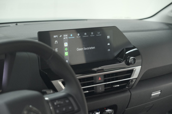 Citroën C4 Puretech 130 EAT8 Shine | Camera | Apple Carplay | Parkeersensoren | 18 Inch Lichtmetalen Velgen