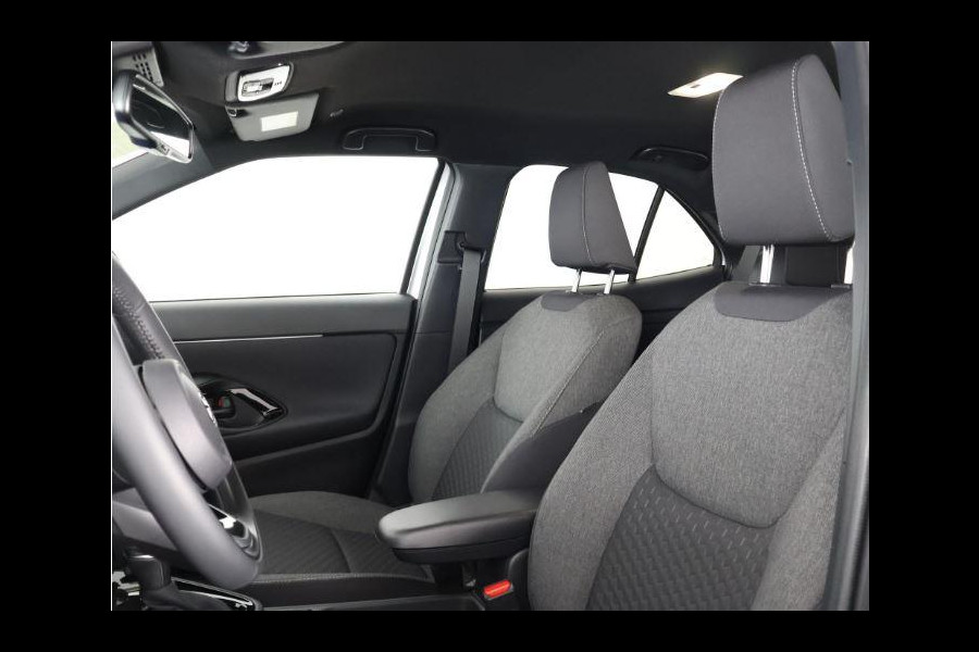 Toyota Yaris Cross 1.5 Hybrid 130 Dynamic | Stuur & Stoel verwarming | Apple Carplay & Android auto | Telefoon Draadloos opladen |
