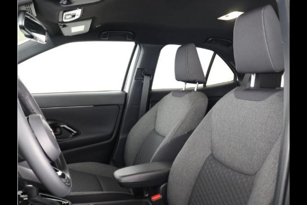 Toyota Yaris Cross 1.5 Hybrid 130 Dynamic | Stuur & Stoel verwarming | Apple Carplay & Android auto | Telefoon Draadloos opladen |