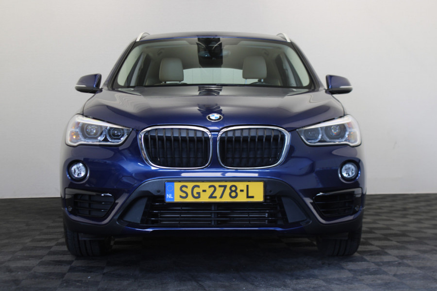 BMW X1 sDrive18i High Executive