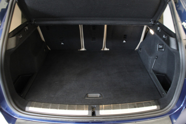 BMW X1 sDrive18i High Executive