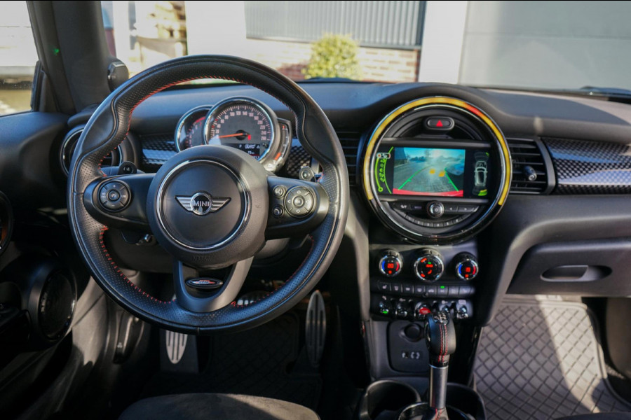 MINI Cooper S 2.0 | Chili Serious Business | JCW Optiek | Harman/Kardon | Kuipstoelen | Camera | Keyless Entry