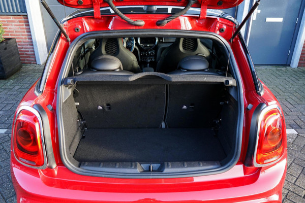 MINI Cooper S 2.0 | Chili Serious Business | JCW Optiek | Harman/Kardon | Kuipstoelen | Camera | Keyless Entry